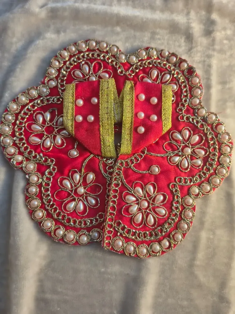 Cherry red poshak