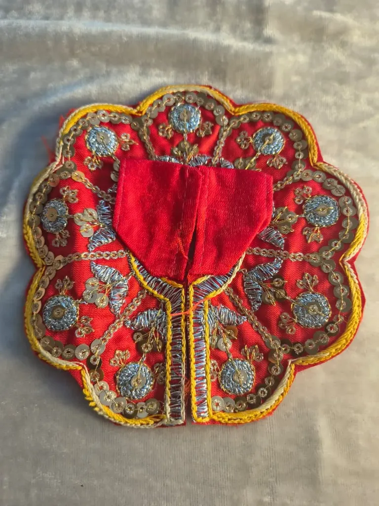 Red husk poshak