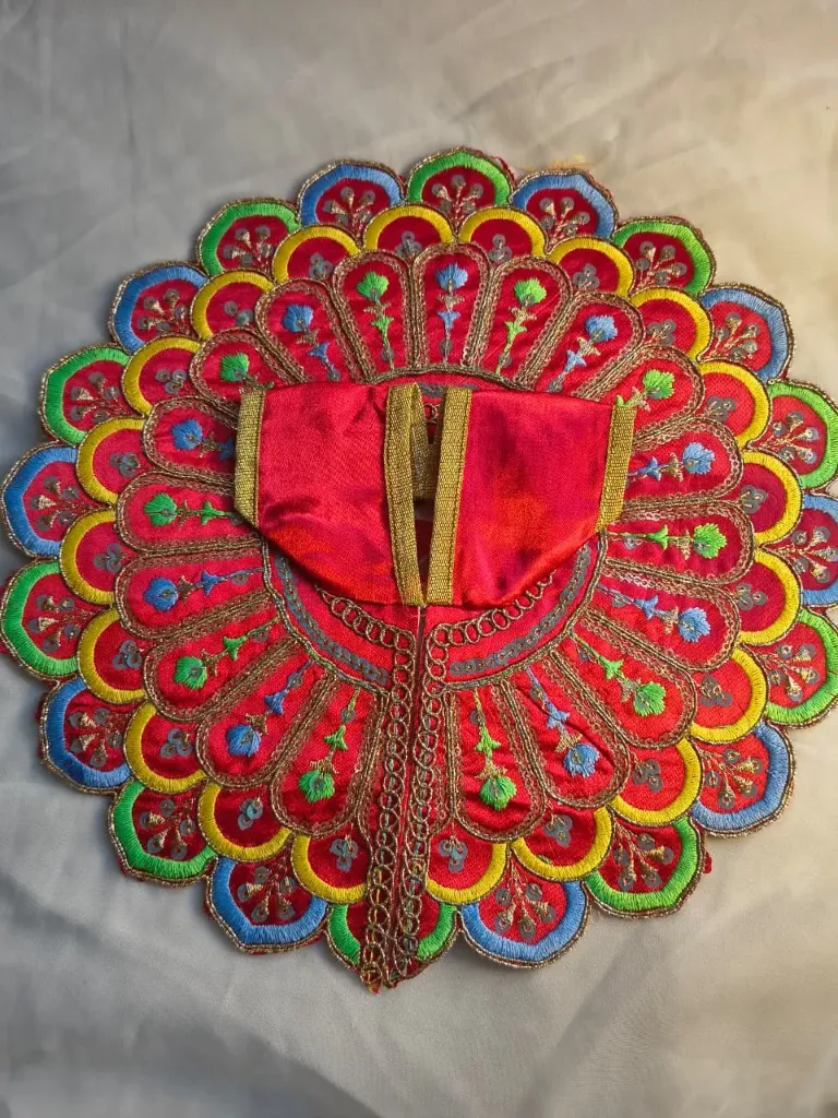 Red bloom poshak