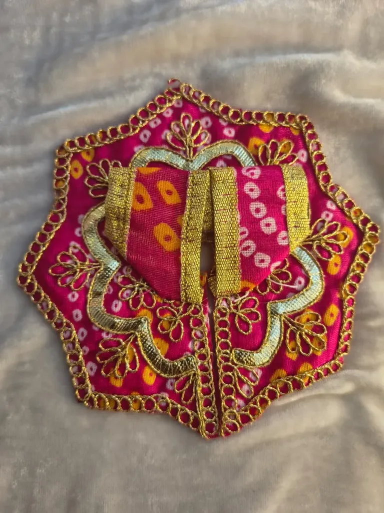Bright Rani colour poshak